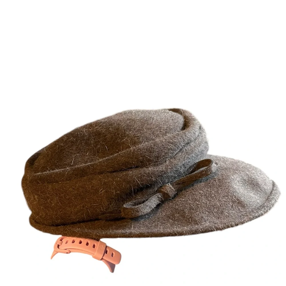 Rare Wayne Wirem Milineru Women's Wool Bonnet Hat